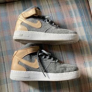 NIKE AIR FORCE 1 Sneakers